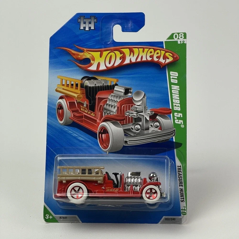Hot Wheels Old Number 5.5 Fire Truck 2010 Treasure Hunt White Tires El Segundo